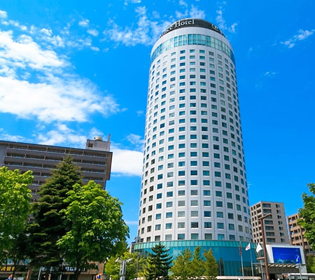 28階建て、札幌の夜景が楽しめるタワーホテル。