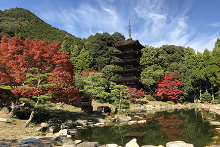 瑠璃光寺五重塔